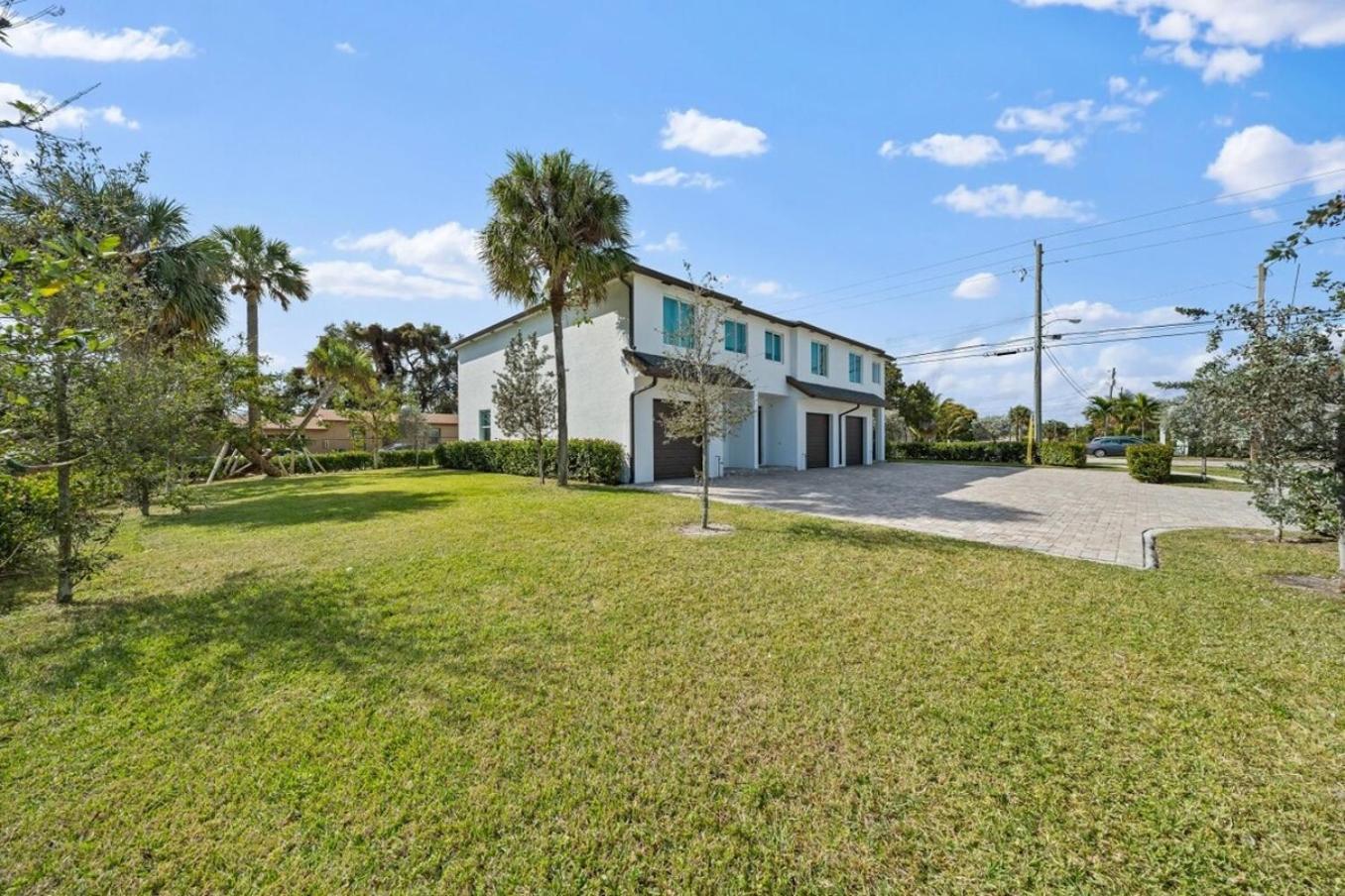 Holiday home 4-bed Wpb Near 95,airport,dt & Beaches West Palm Beach