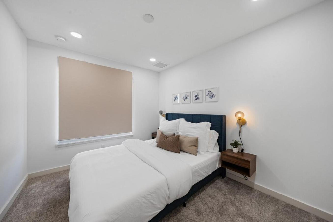 4-bed Wpb Near 95,airport,dt & Beaches *