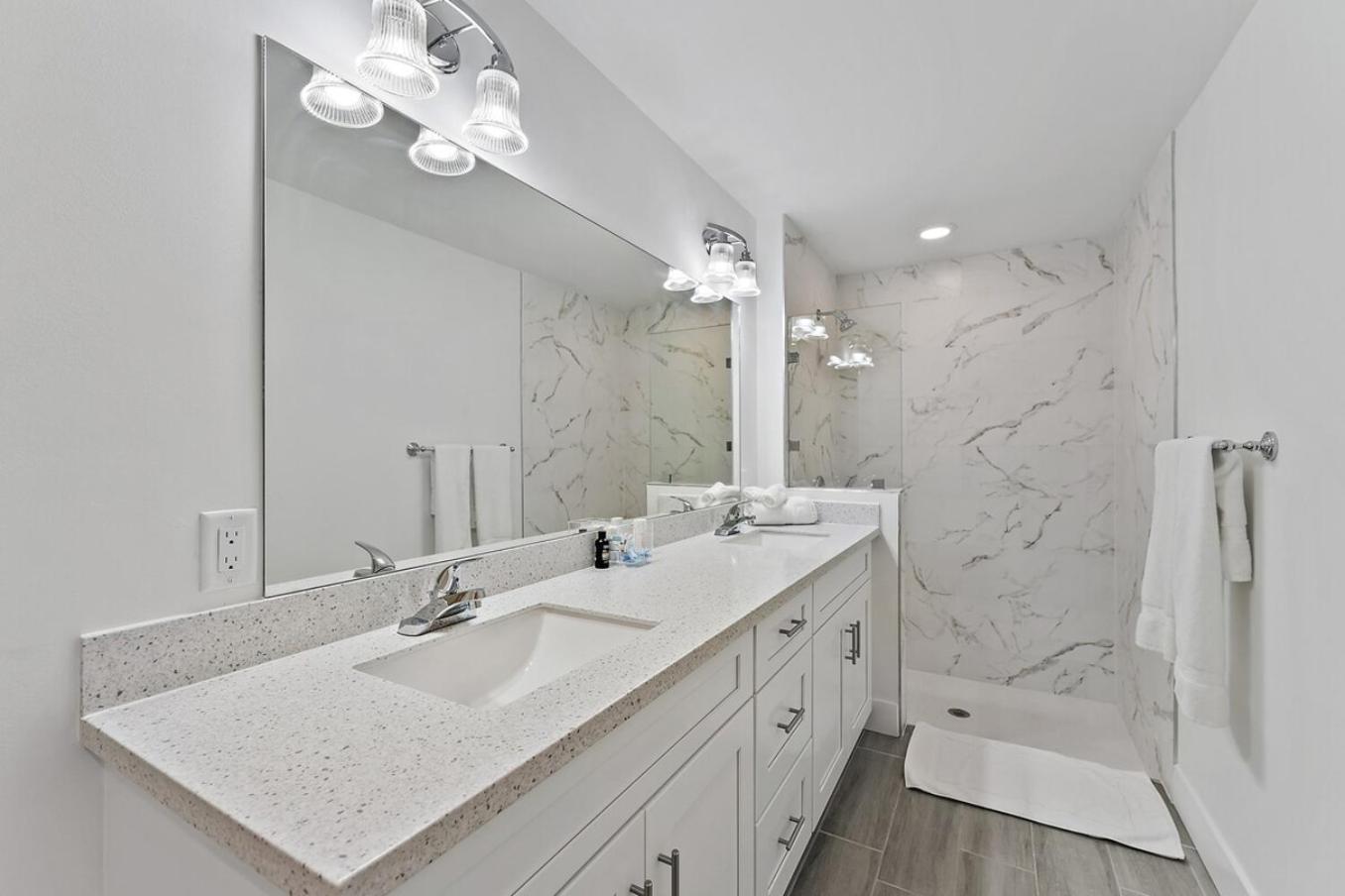 Casa de férias Modern Living 2-bedroom,2 Bath Downtown Wpb *