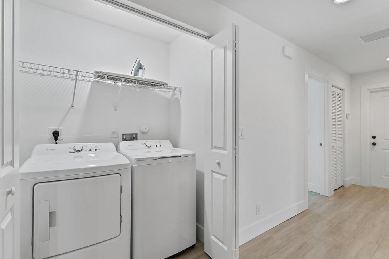 Bright & Spacious 3Br Close To Beaches *
