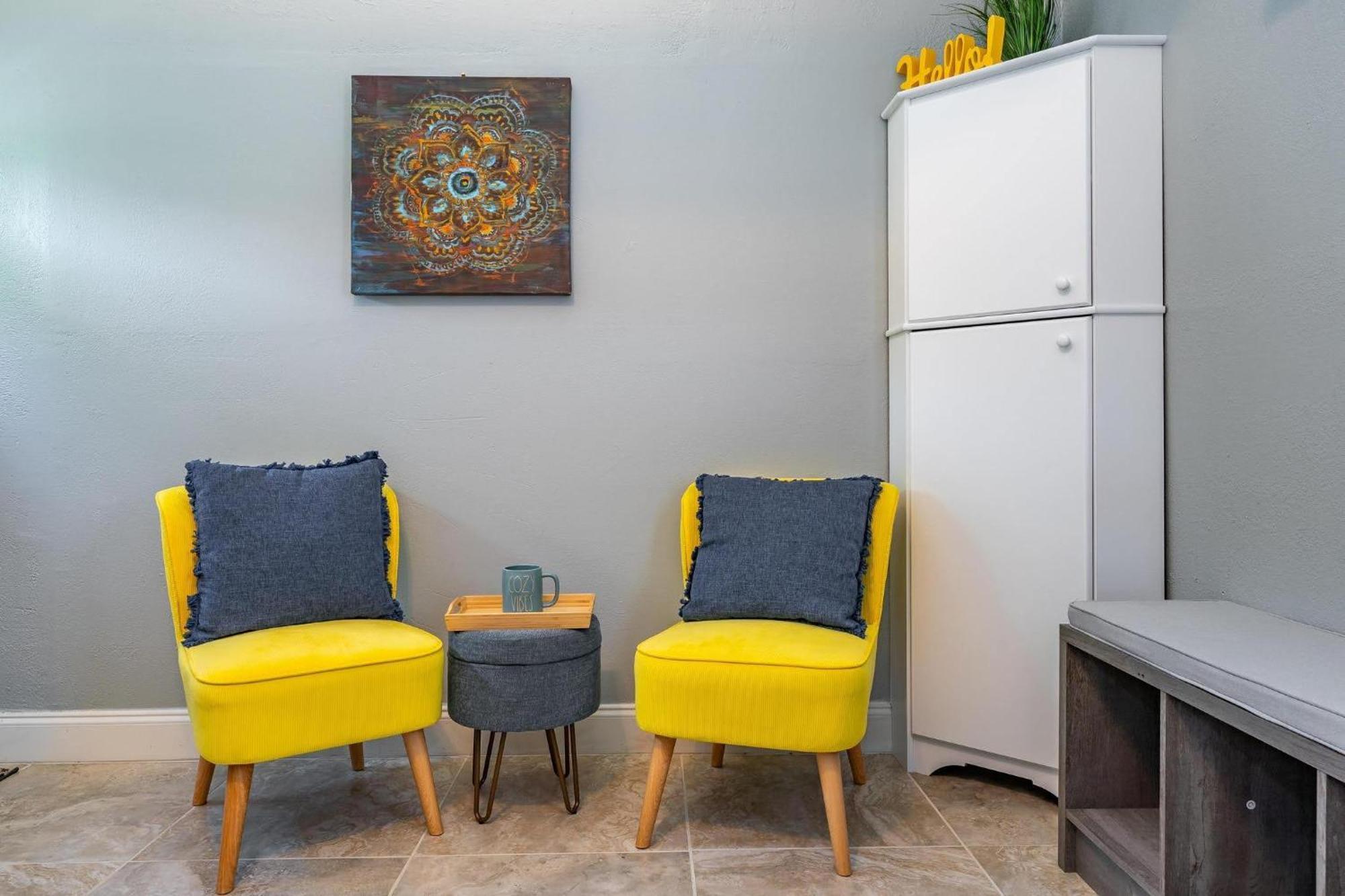 Cozy Comfy With Full Sofa Bed And Kitchenette Apartment West Palm Beach