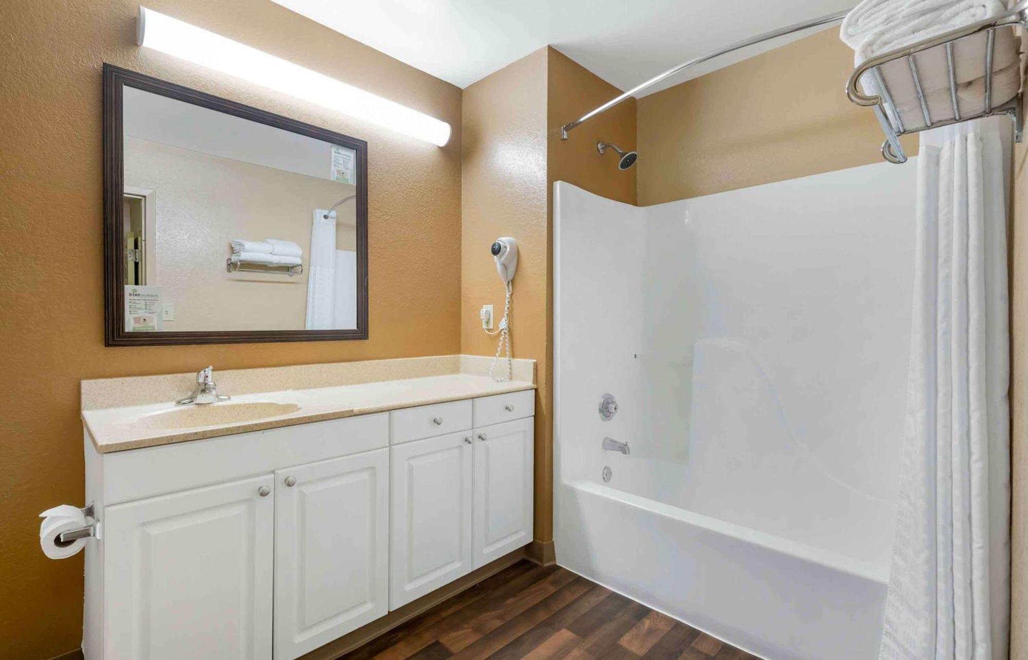 Extended America - West Palm - Northpoint Corporate Park Hotel 2*