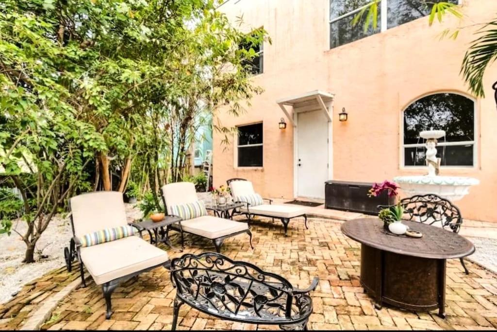 Serene Oasis Wpb Luxurious Three Br W Garden & Grill West Palm Beach