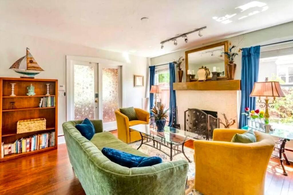 Holiday home Serene Oasis Wpb Luxurious Three Br W Garden & Grill