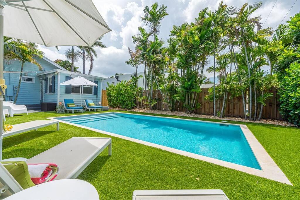 Villa Modern Designer Gem Flamingo Park With Private Pool &