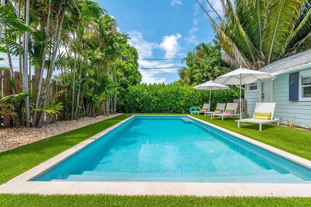 Modern Designer Gem Flamingo Park With Private Pool &