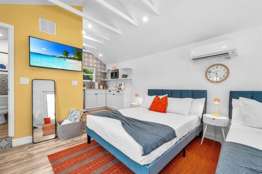 Modern Designer Gem Flamingo Park With Private Pool & West Palm Beach