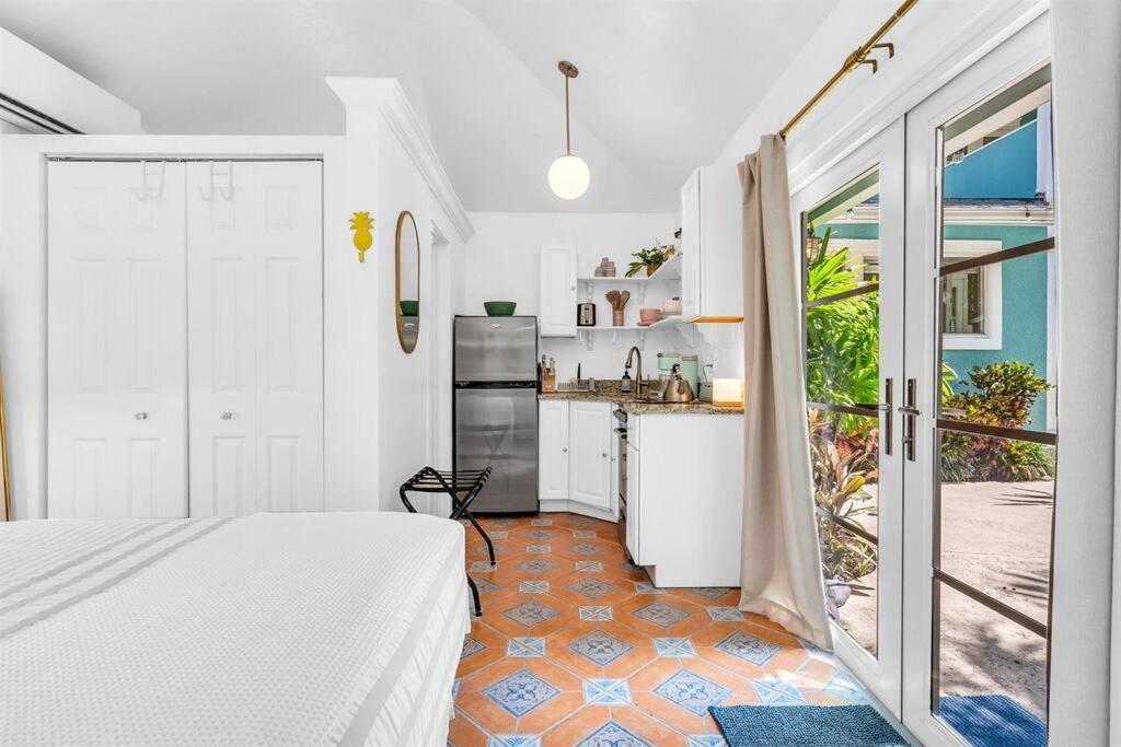 Historic El Cid With Guest & Tropical Pool *