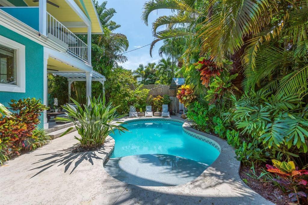 Historic El Cid With Guest & Tropical Pool Villa