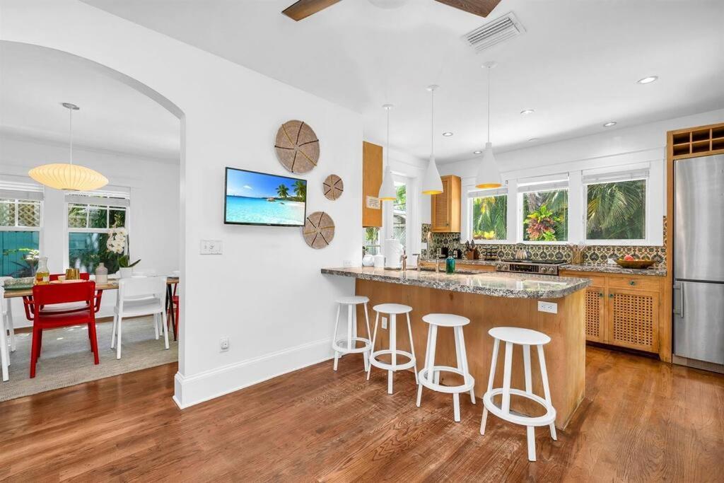Historic El Cid With Guest & Tropical Pool West Palm Beach