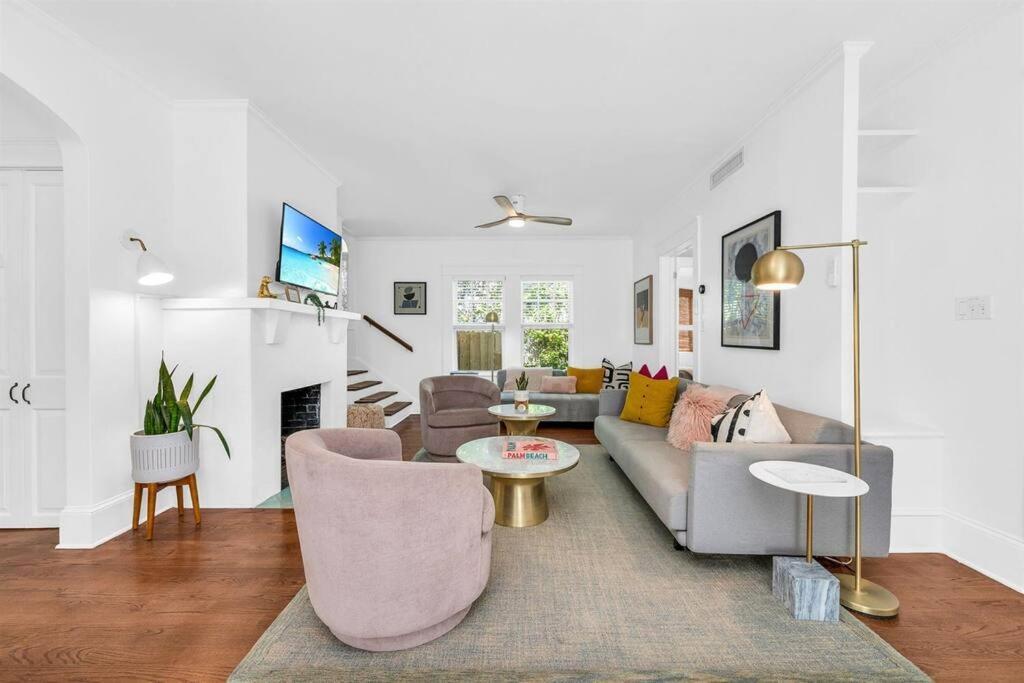 Historic El Cid With Guest & Tropical Pool *