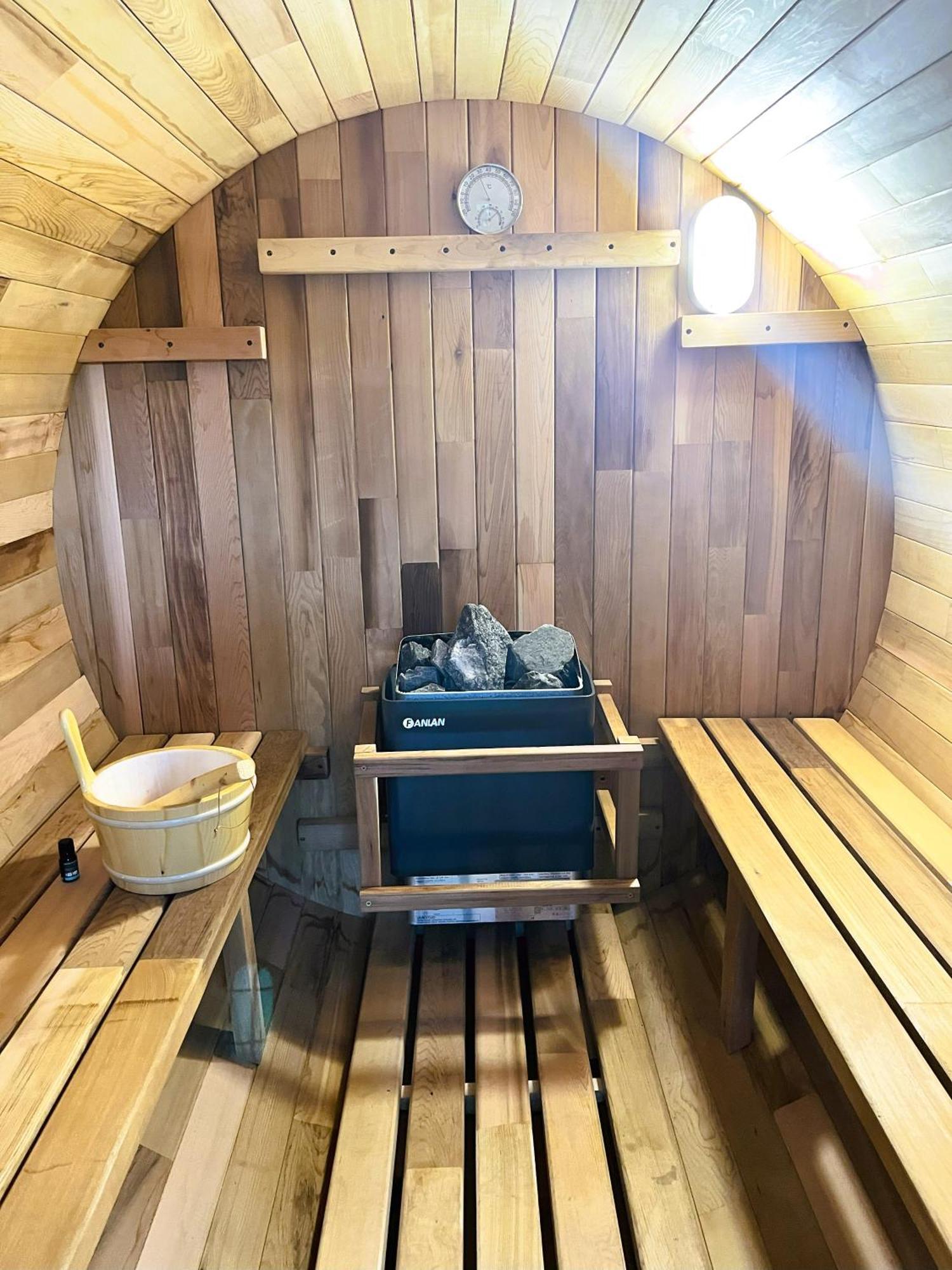 Summer Tiny House Apartment