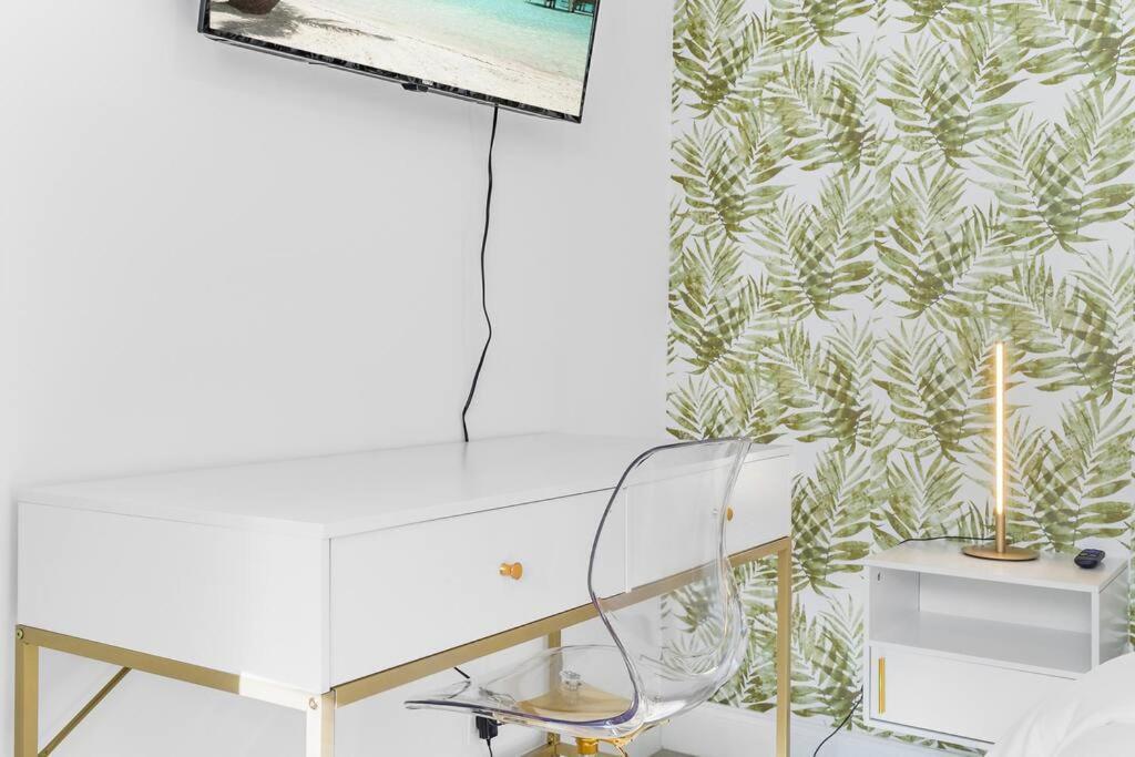 Sleek And Cozy L Freshly Renovated * West Palm Beach