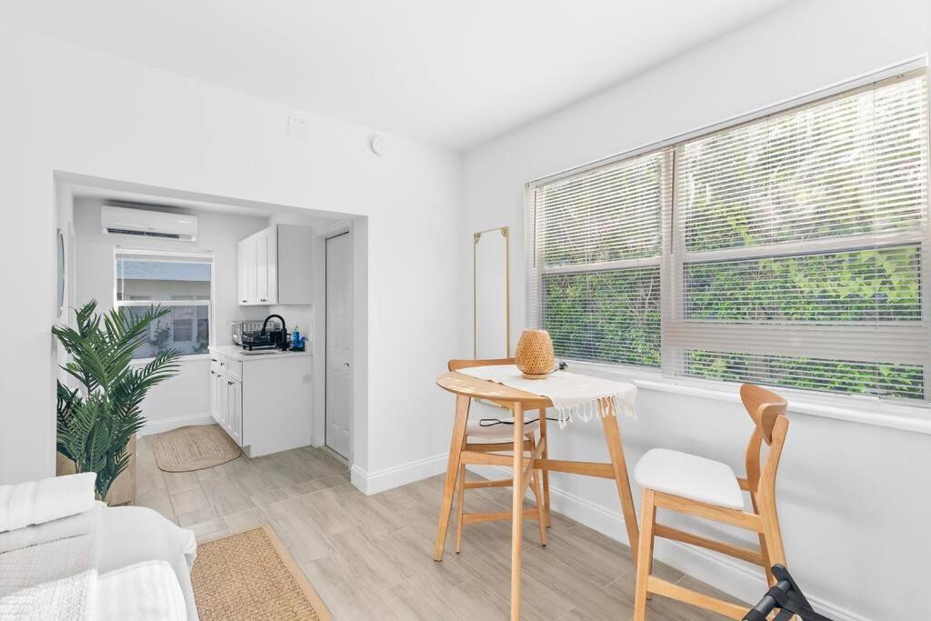 Sleek And Cozy L Freshly Renovated * West Palm Beach