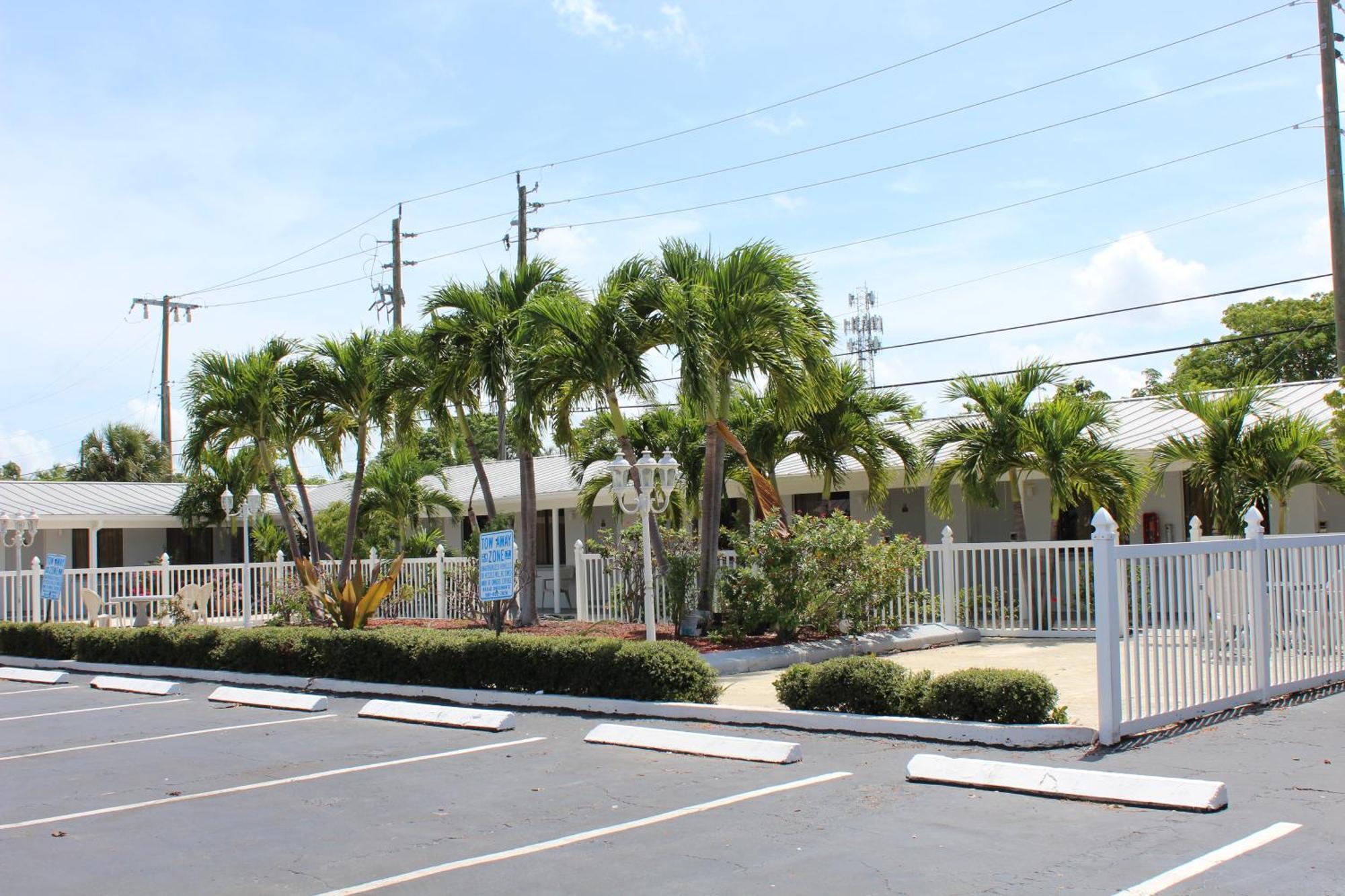 Economy Motel West Palm Beach