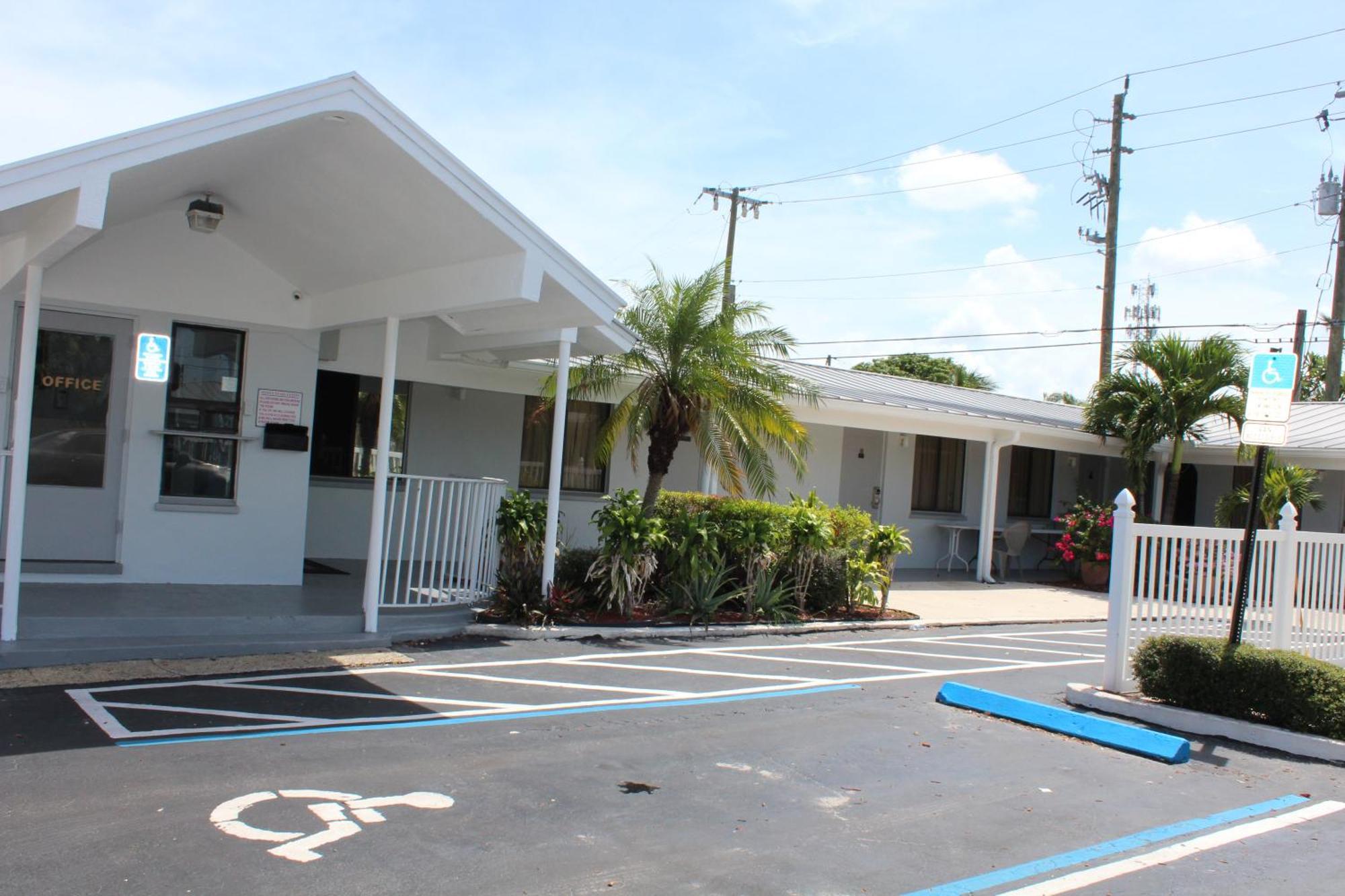 Economy Motel West Palm Beach