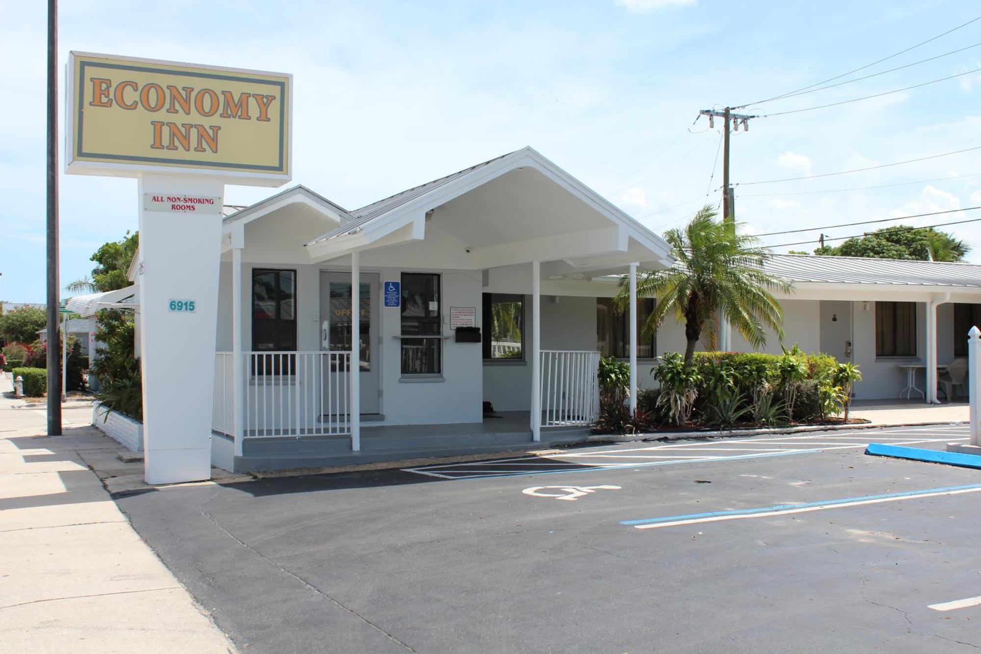 Economy Motel *