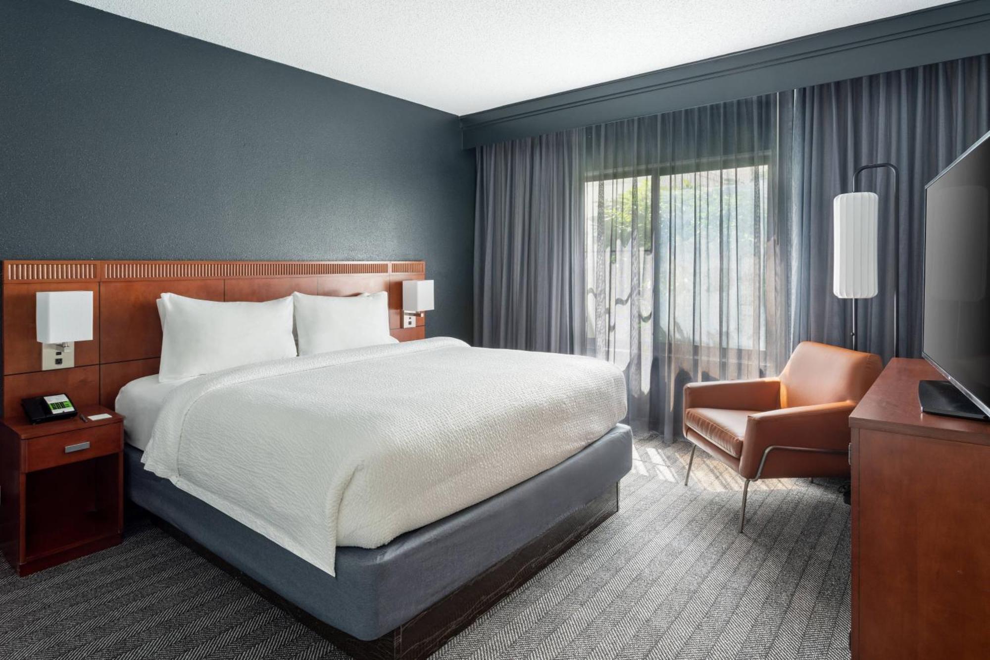 Hotel Courtyard By Marriott West Palm 3*