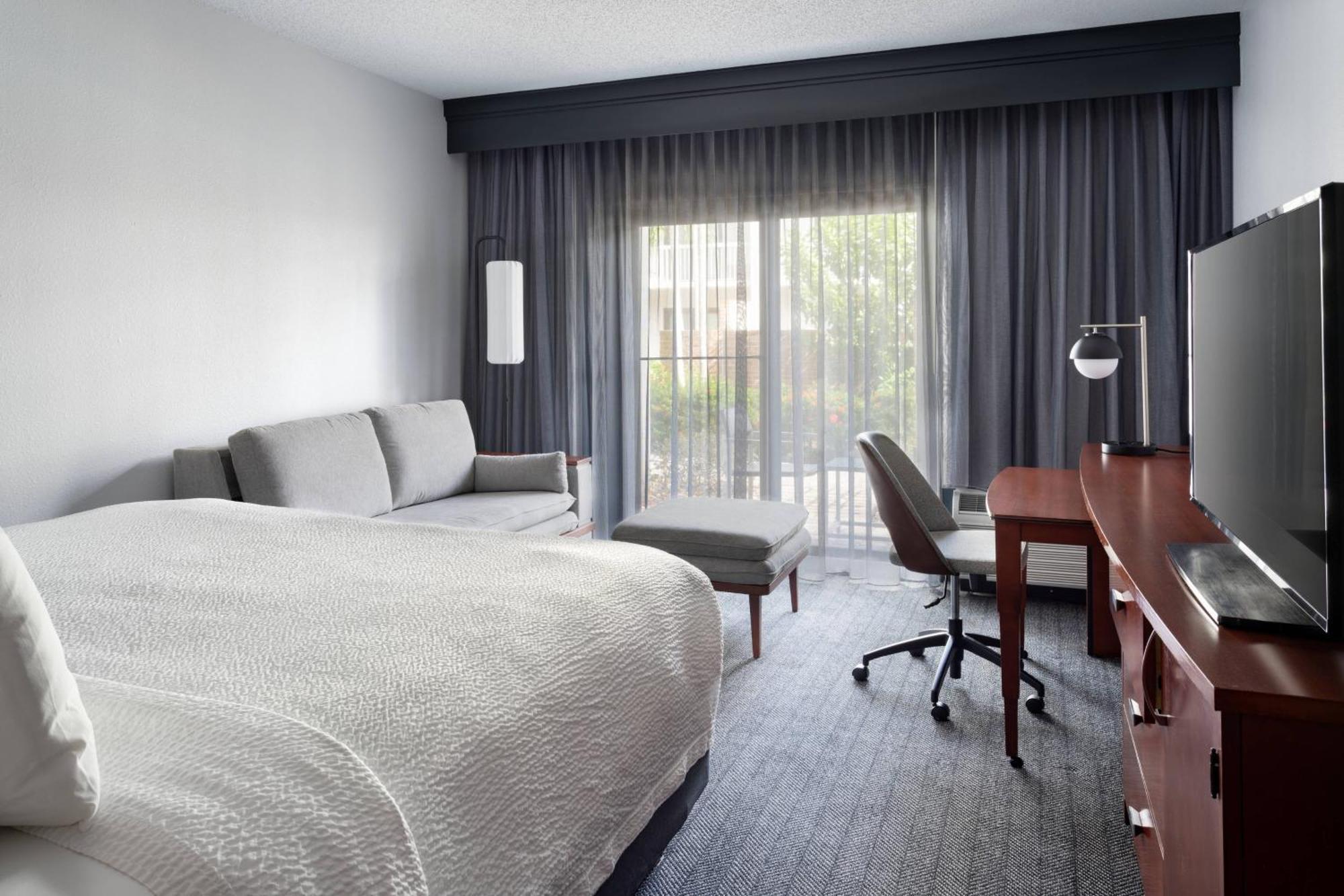 Hotel Courtyard By Marriott West Palm West Palm Beach