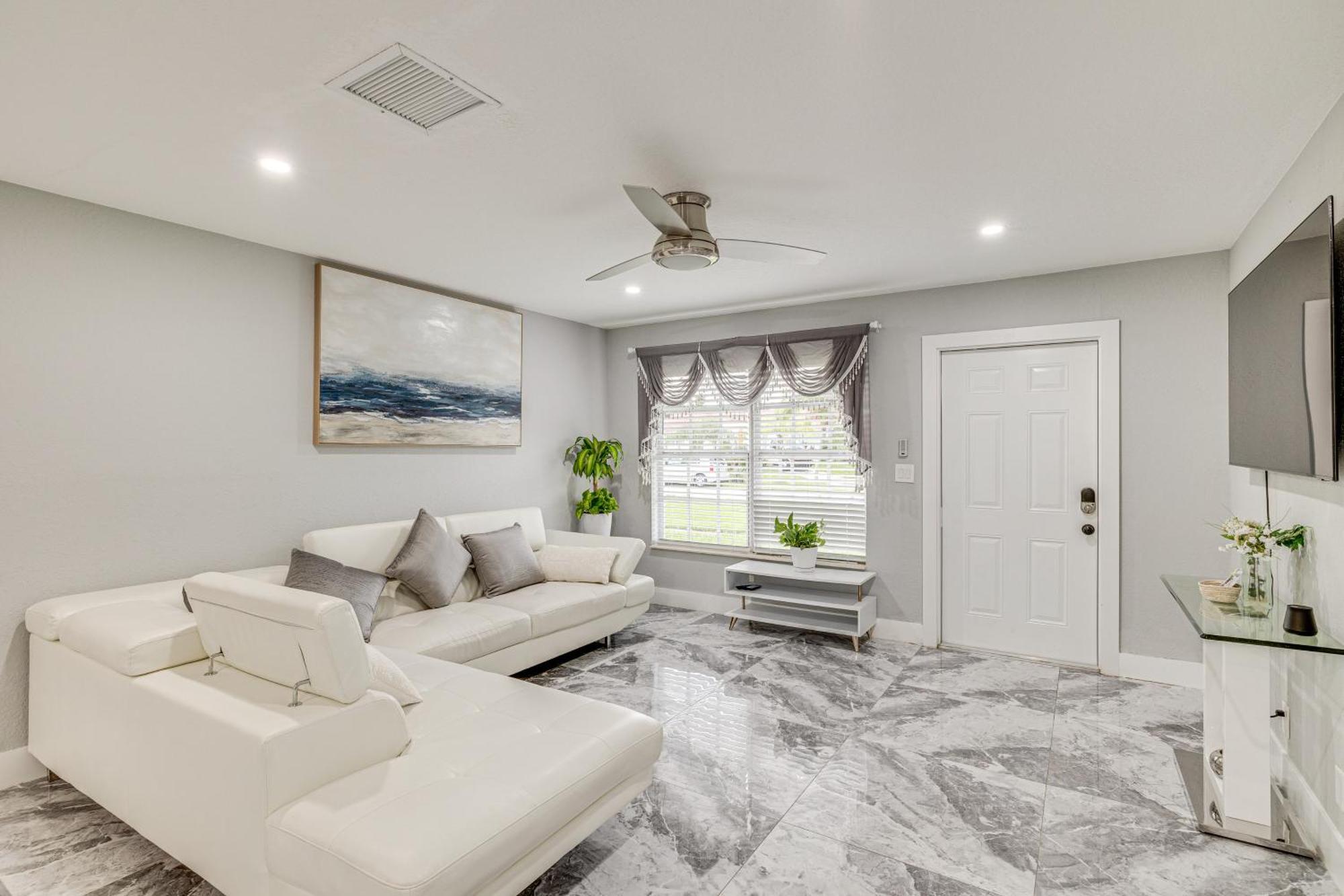 Pet-friendly Gem With Pool And Yard In West Palm * West Palm Beach