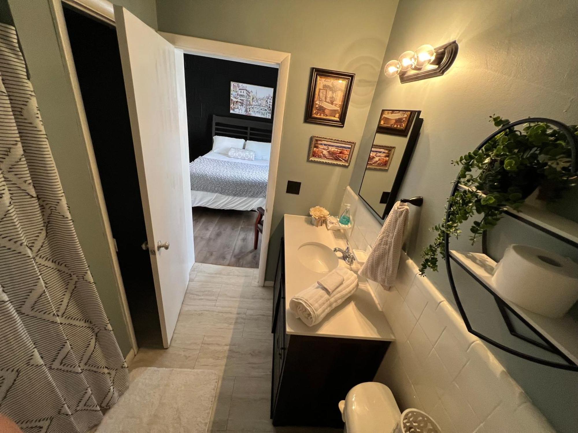 Guest house Pura Vida Private Access, & Bathroom *