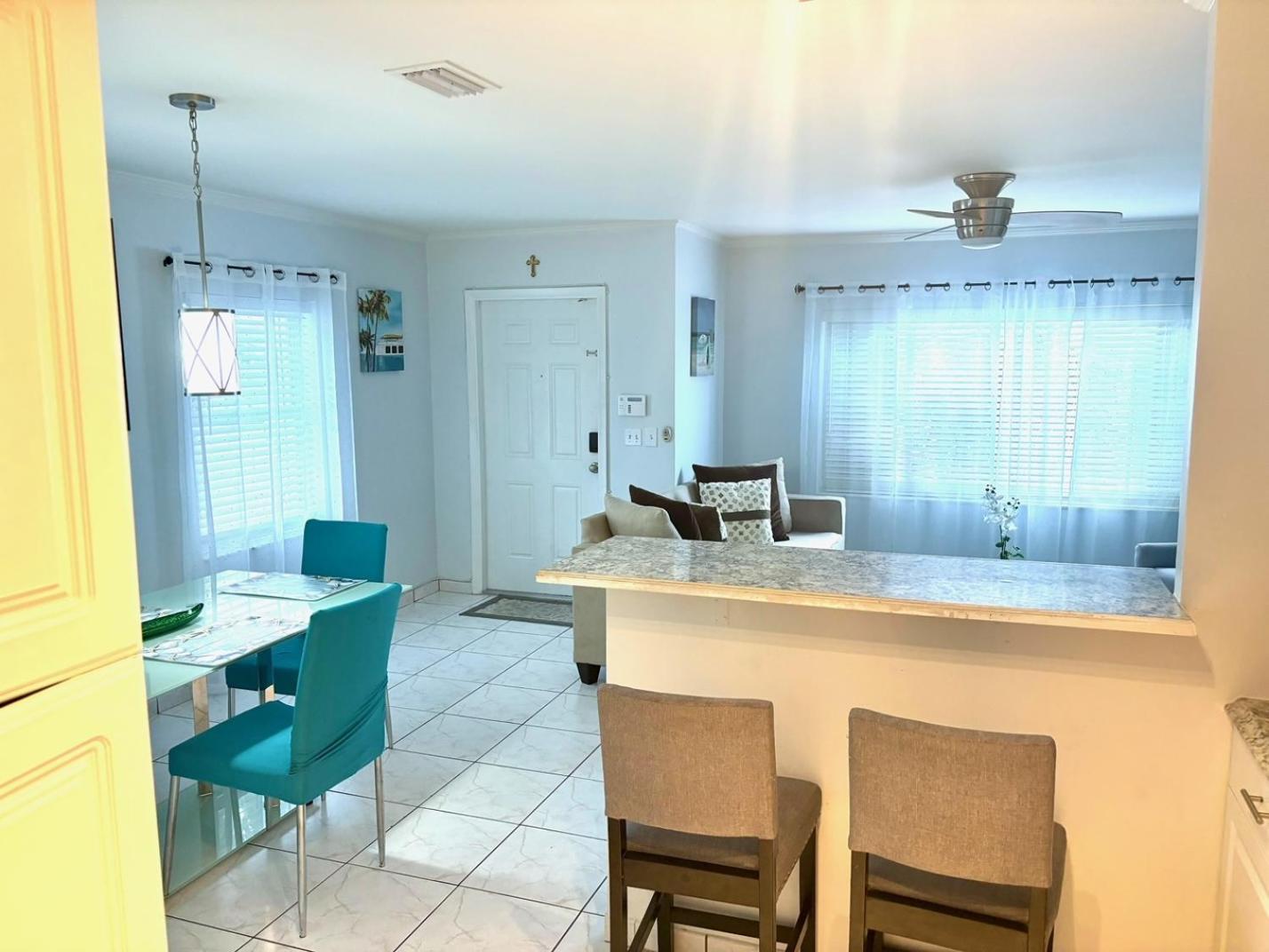 Cozy 2 Bedroom House Near Downtown Holiday home West Palm Beach