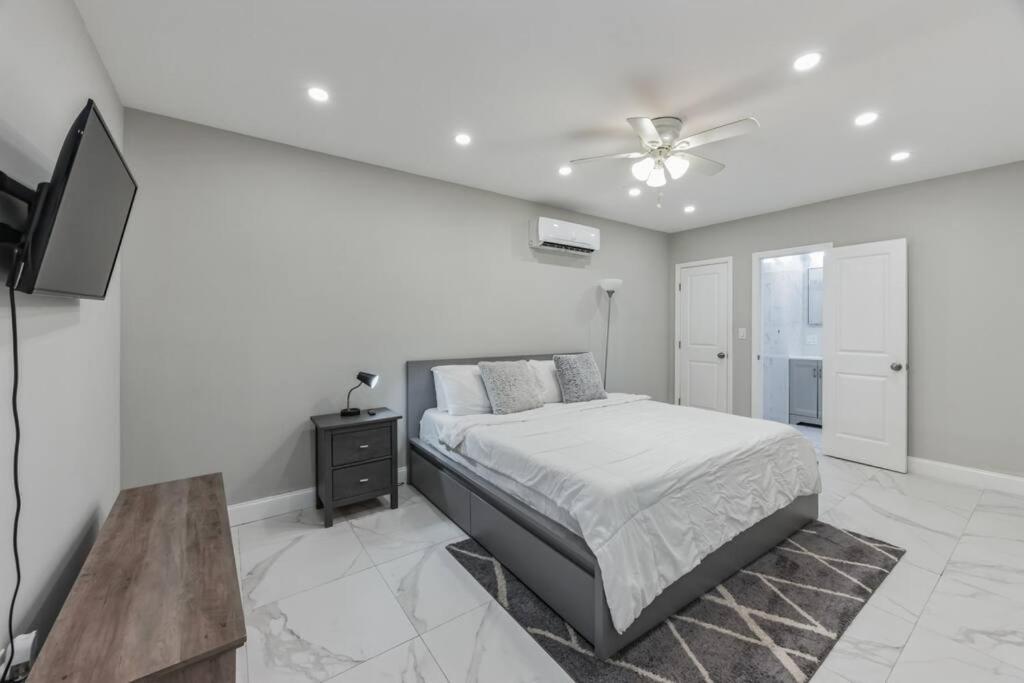 Cozy 3br In Heart Of Wpb - Family Friendly * West Palm Beach