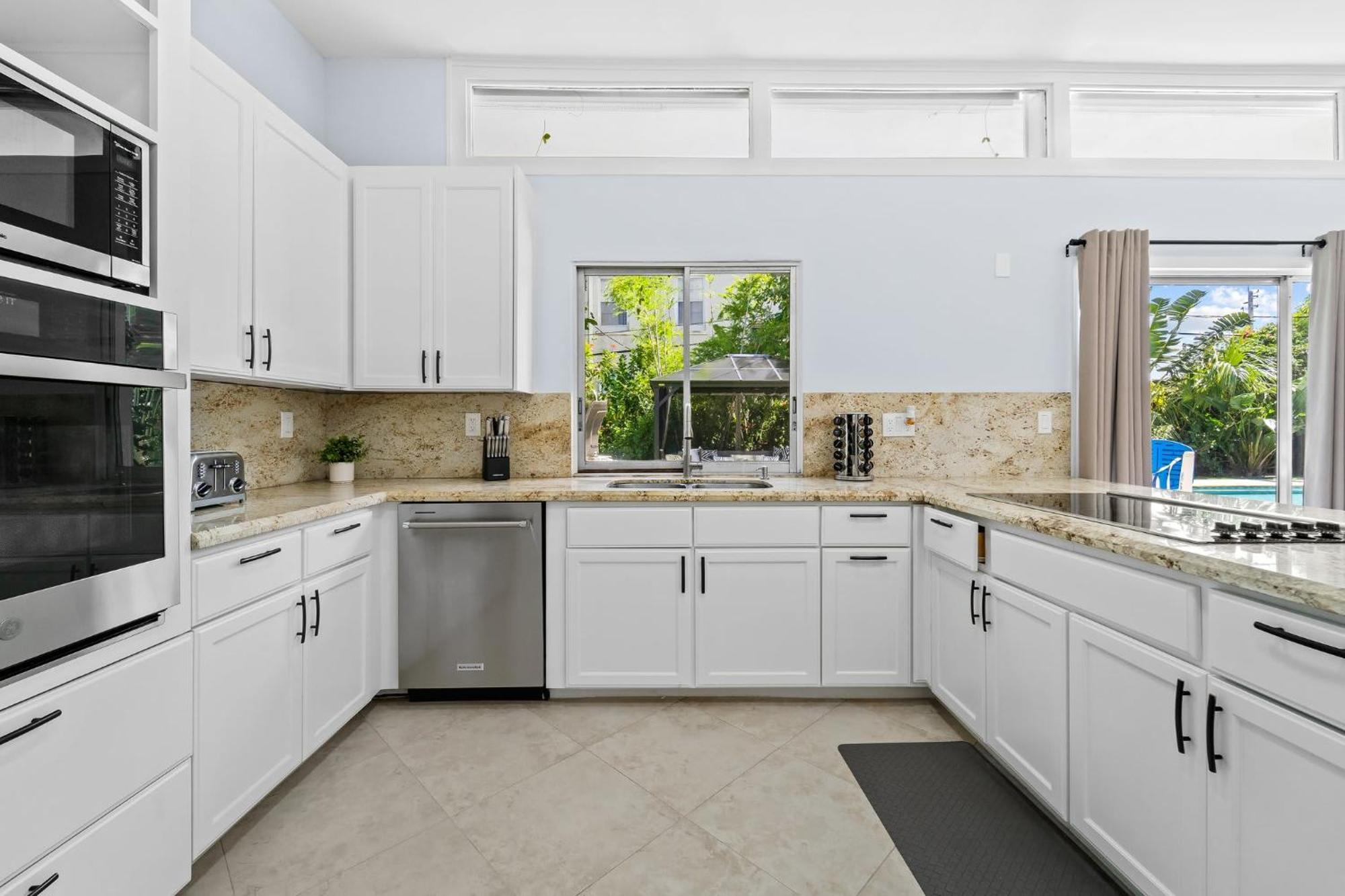 4br Intracoastal Retreat With Pool Games &