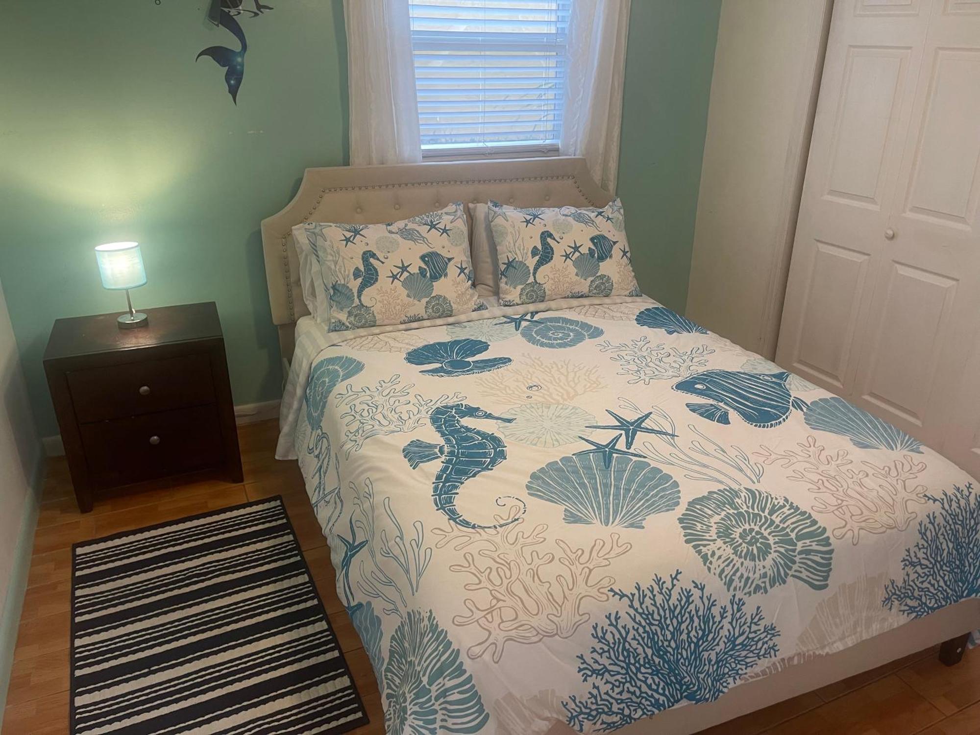 2br Comfortable Downtown House Near And
