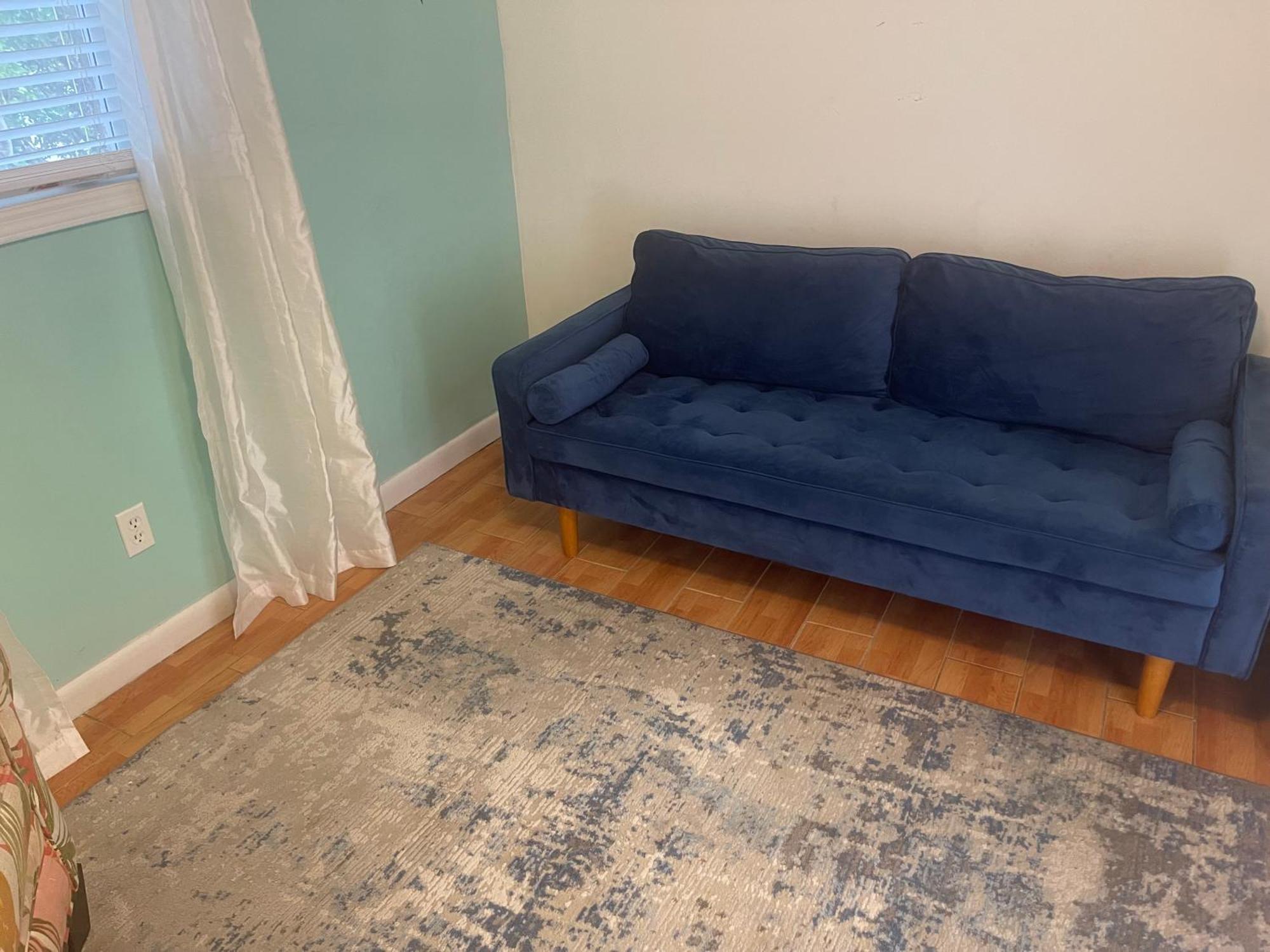 2br Comfortable Downtown House Near And *
