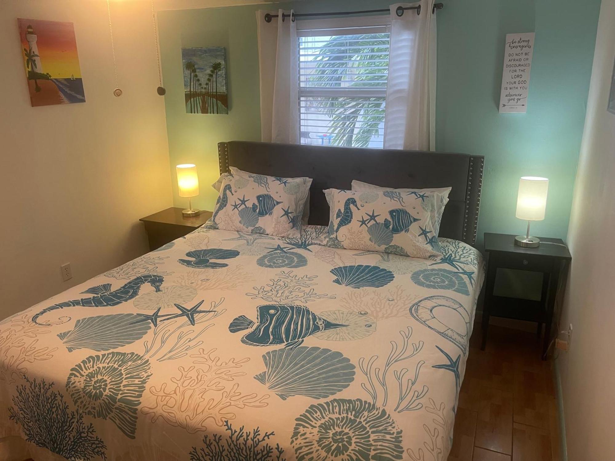 Apartment 2br Comfortable Downtown House Near And