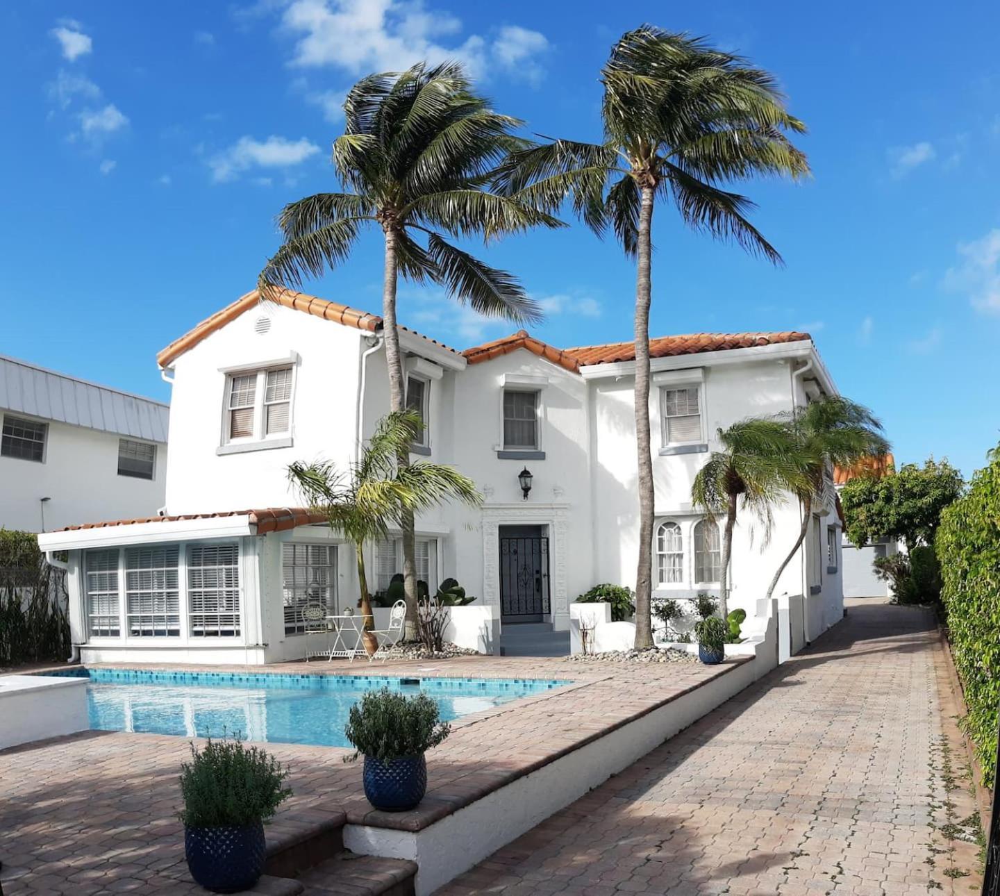 Holiday home 1926 Mediterranean With Heated Pool Sleeps 12 West Palm Beach