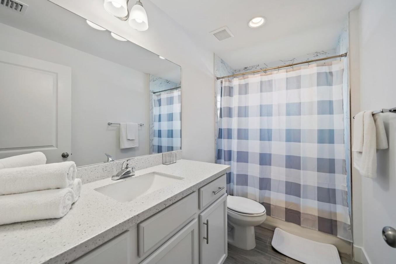 New! Few Minutes To Downtown, 10 To The Beach! * West Palm Beach