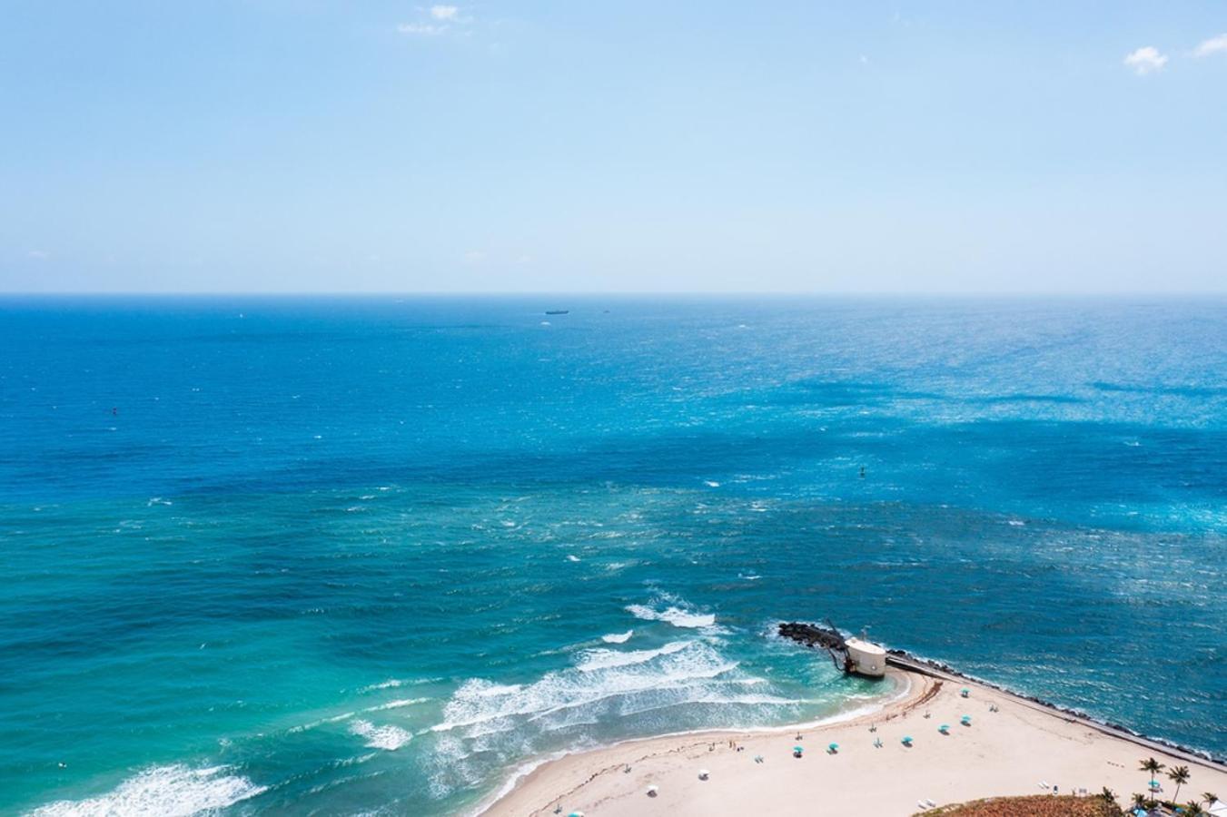 New! Few Minutes To Downtown, 10 To The Beach! *
