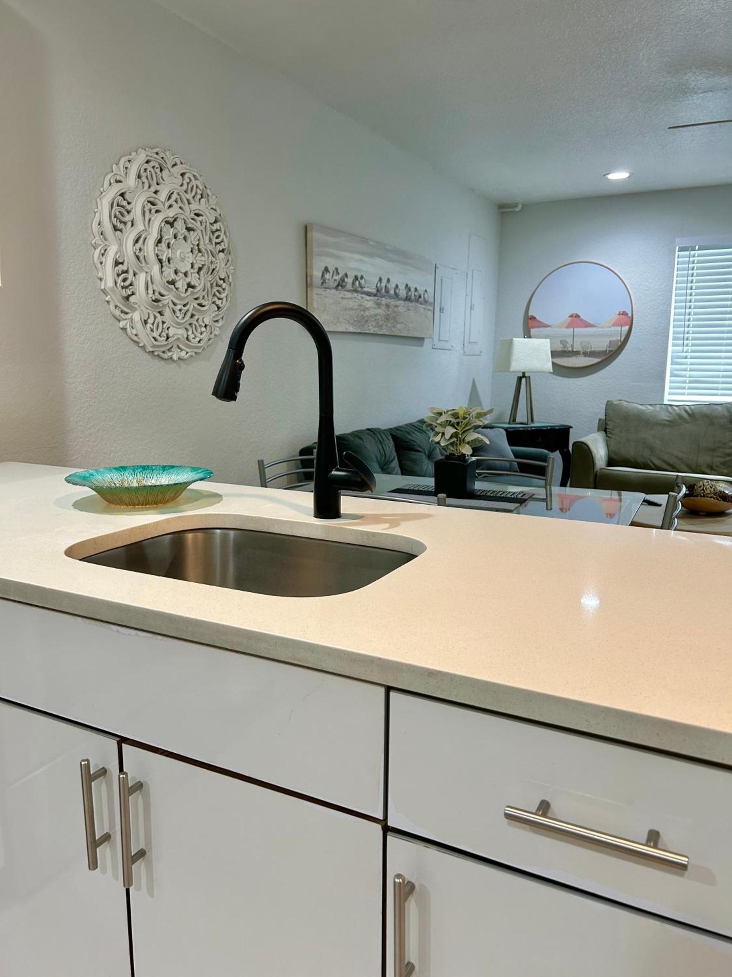 Close To Everything! Perfect Basecamp For Wpb Apartment West Palm Beach