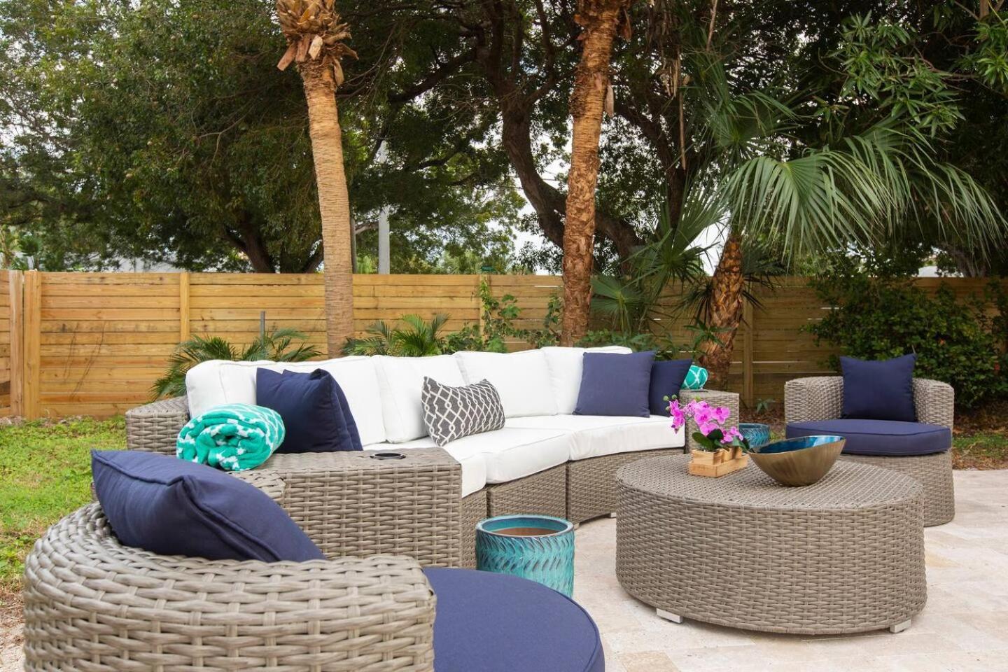 Casa de férias Luxury Oasis Wheated Pool, Near Beachdwtn *