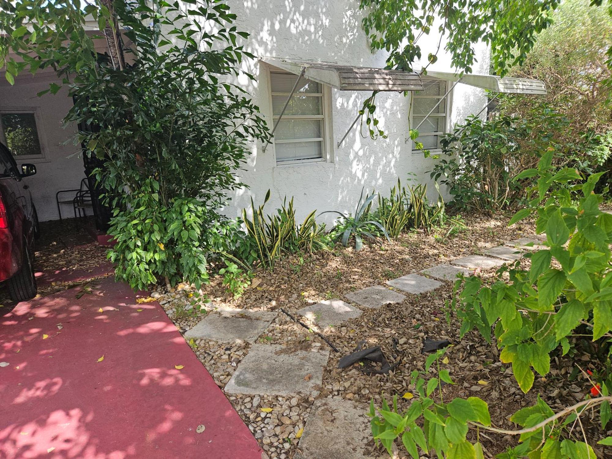 Holiday home Stylish 3br & Hottub Near Beaches & Downtown