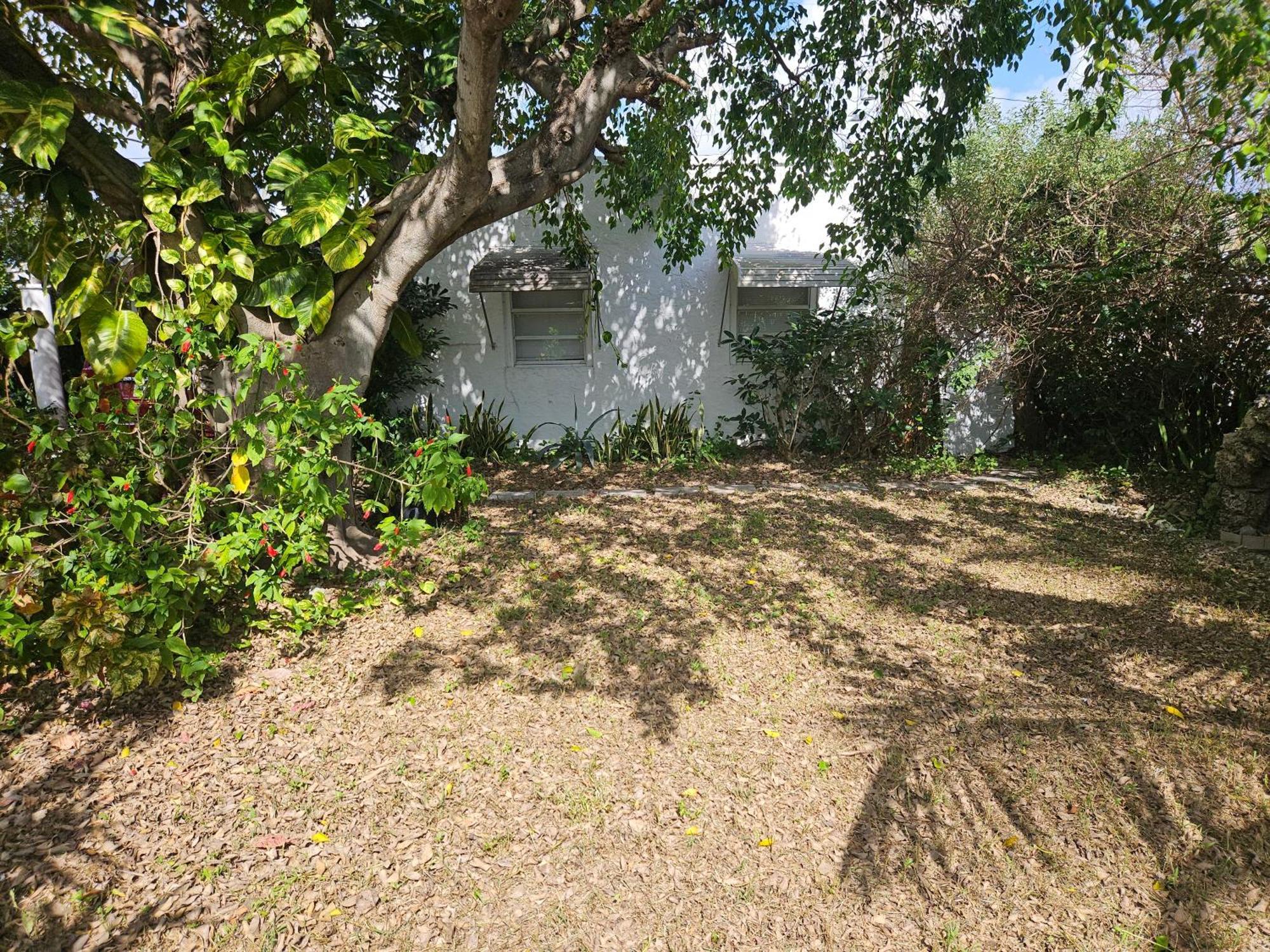 Stylish 3br & Hottub Near Beaches & Downtown * West Palm Beach