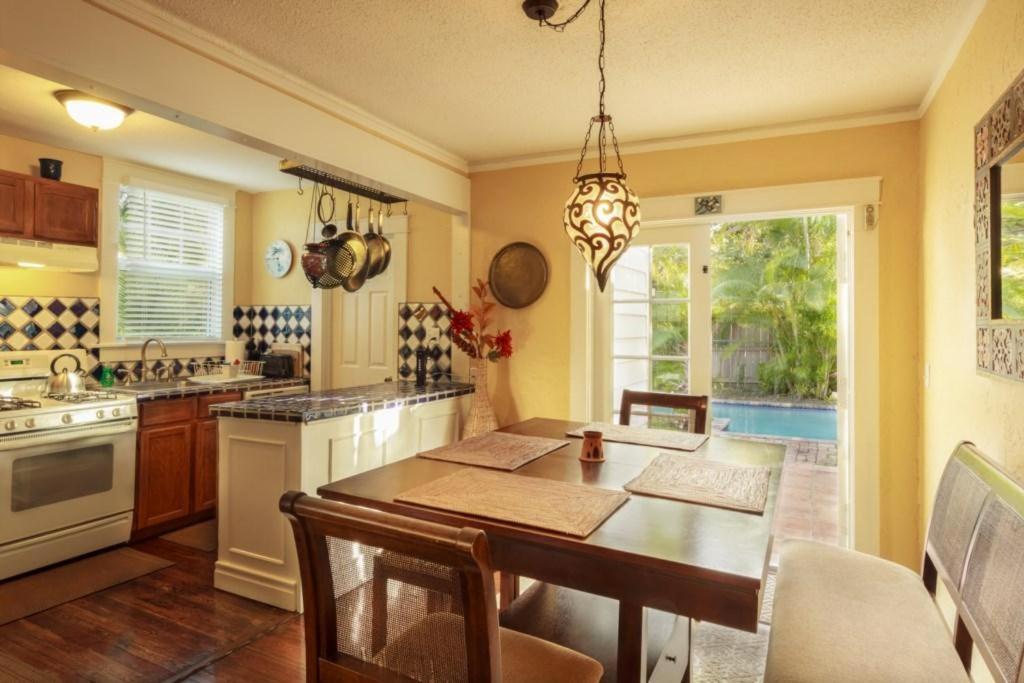 Casa Blanca 2Bd 2Ba Private Pool And Parking