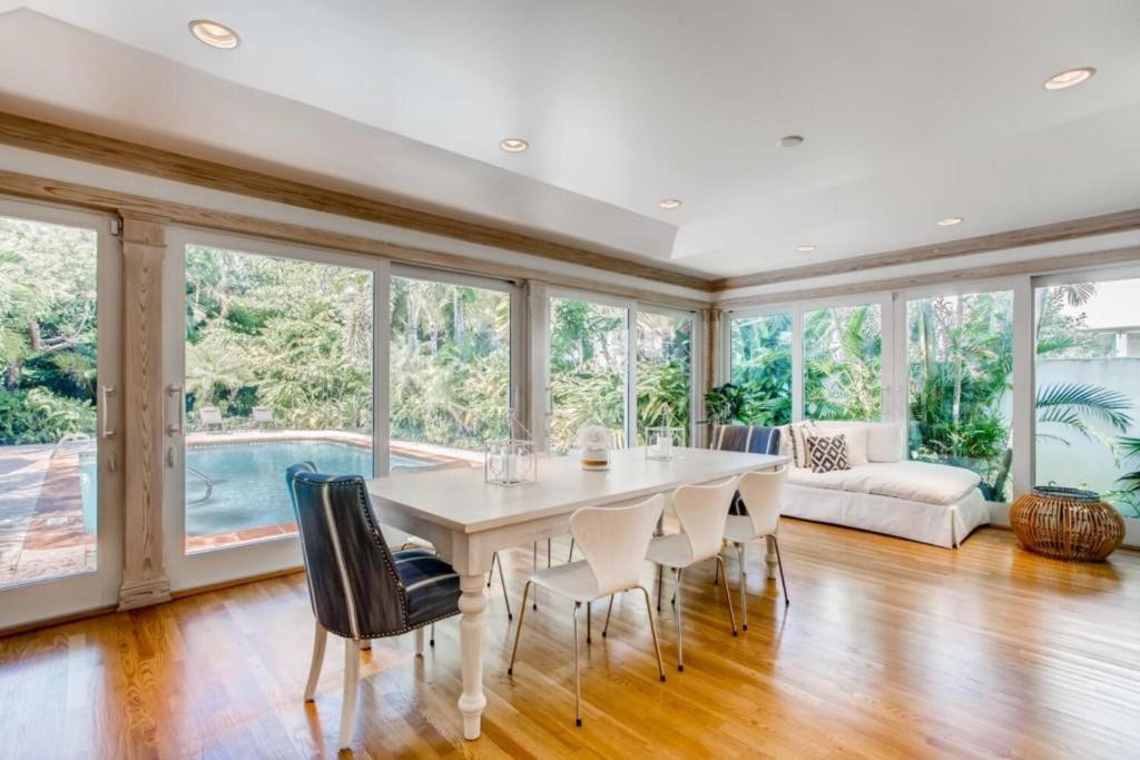 Dolce 4bd 4ba Private Pool And Parking *