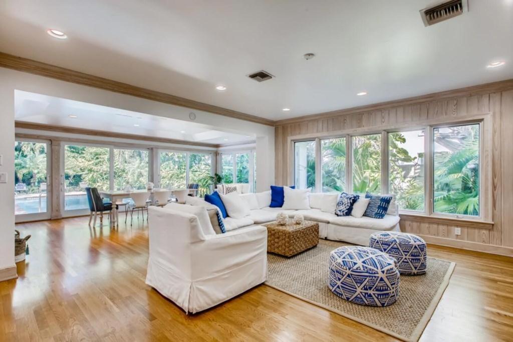 Dolce 4bd 4ba Private Pool And Parking