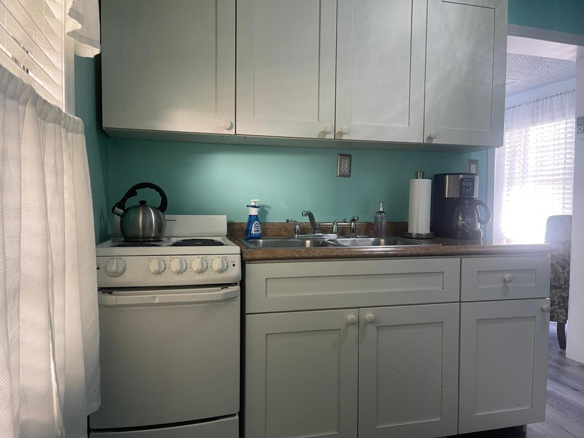 Convenient And Private Downtown 1br Near