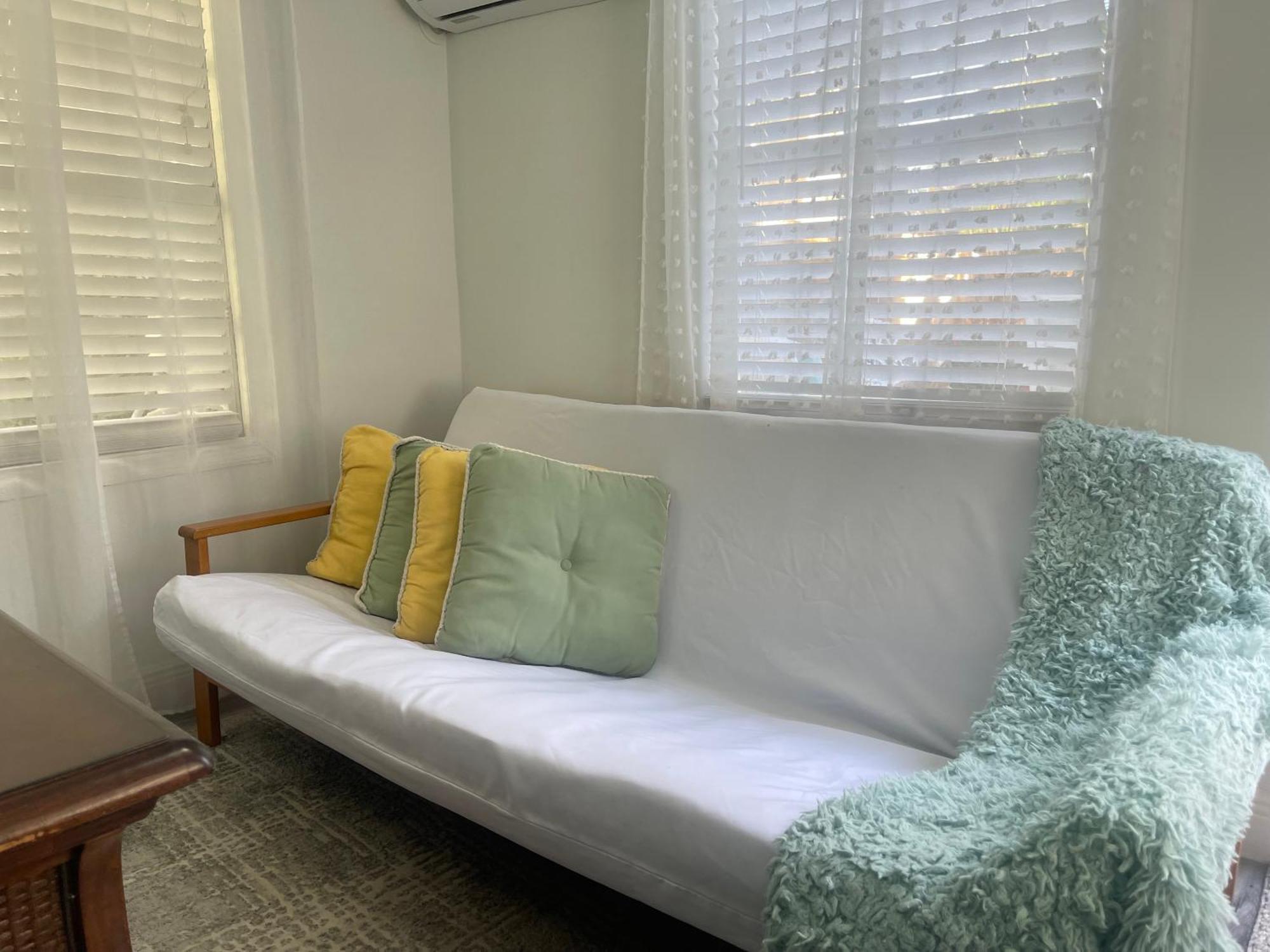 Convenient And Private Downtown 1br Near Apartment West Palm Beach
