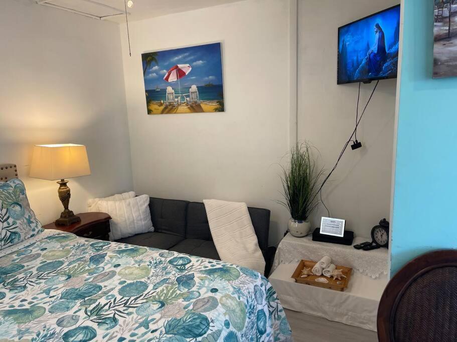 Apartment Comfy Queen Bed Studio, Downtown West Palm *