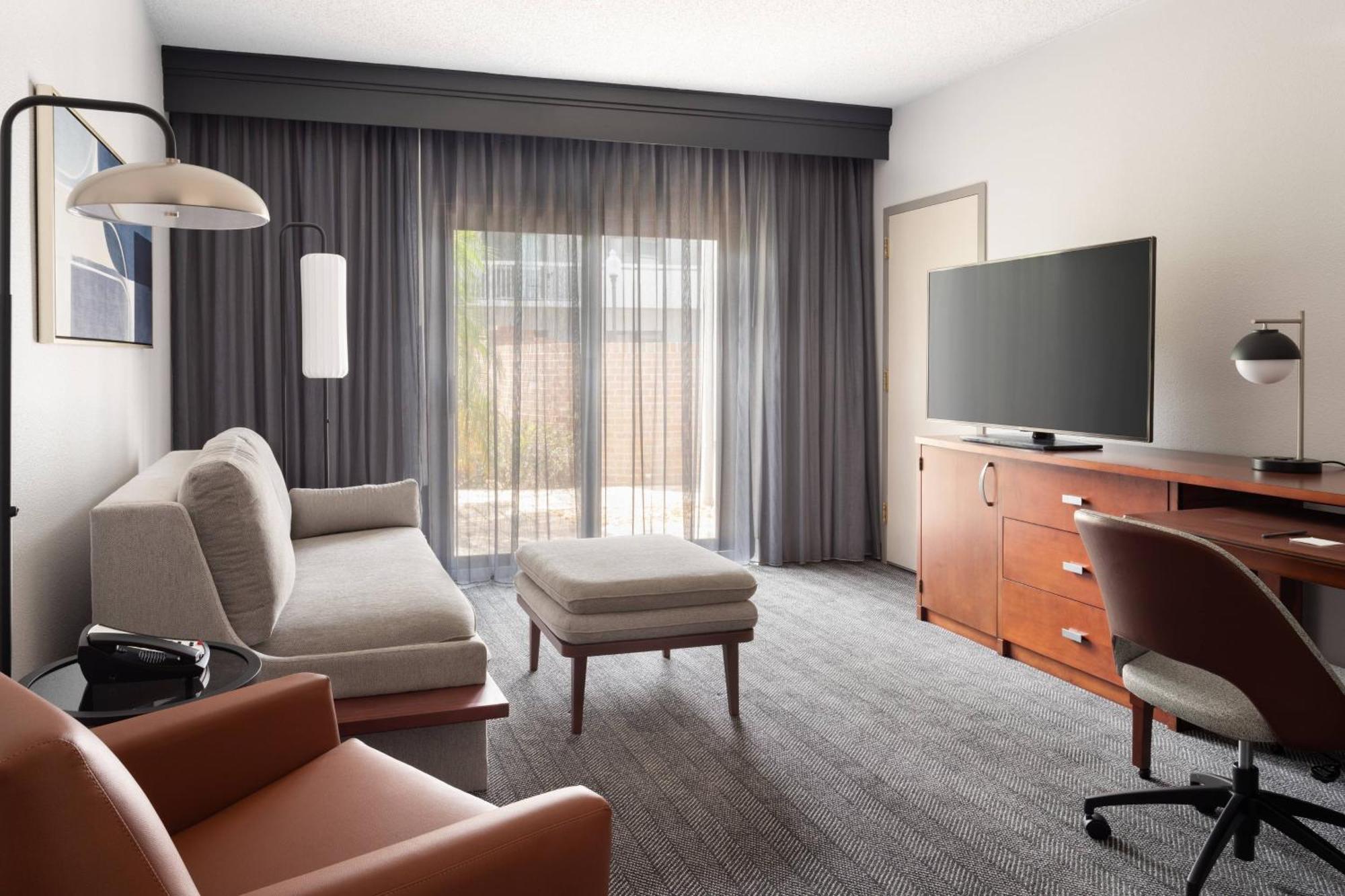 Courtyard By Marriott West Palm Hotel West Palm Beach