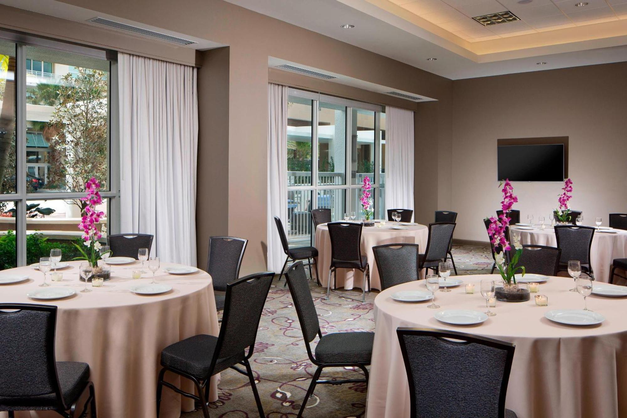 Hotel By Marriott West Palm Downtown