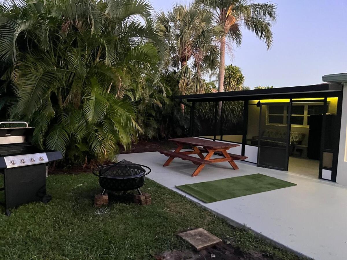 Stylish 3br Family Retreat In Park Holiday home