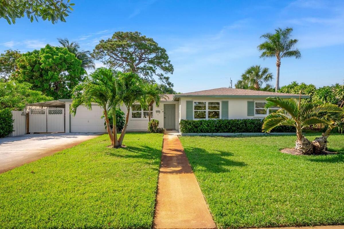 Stylish 3br Family Retreat In Park * West Palm Beach