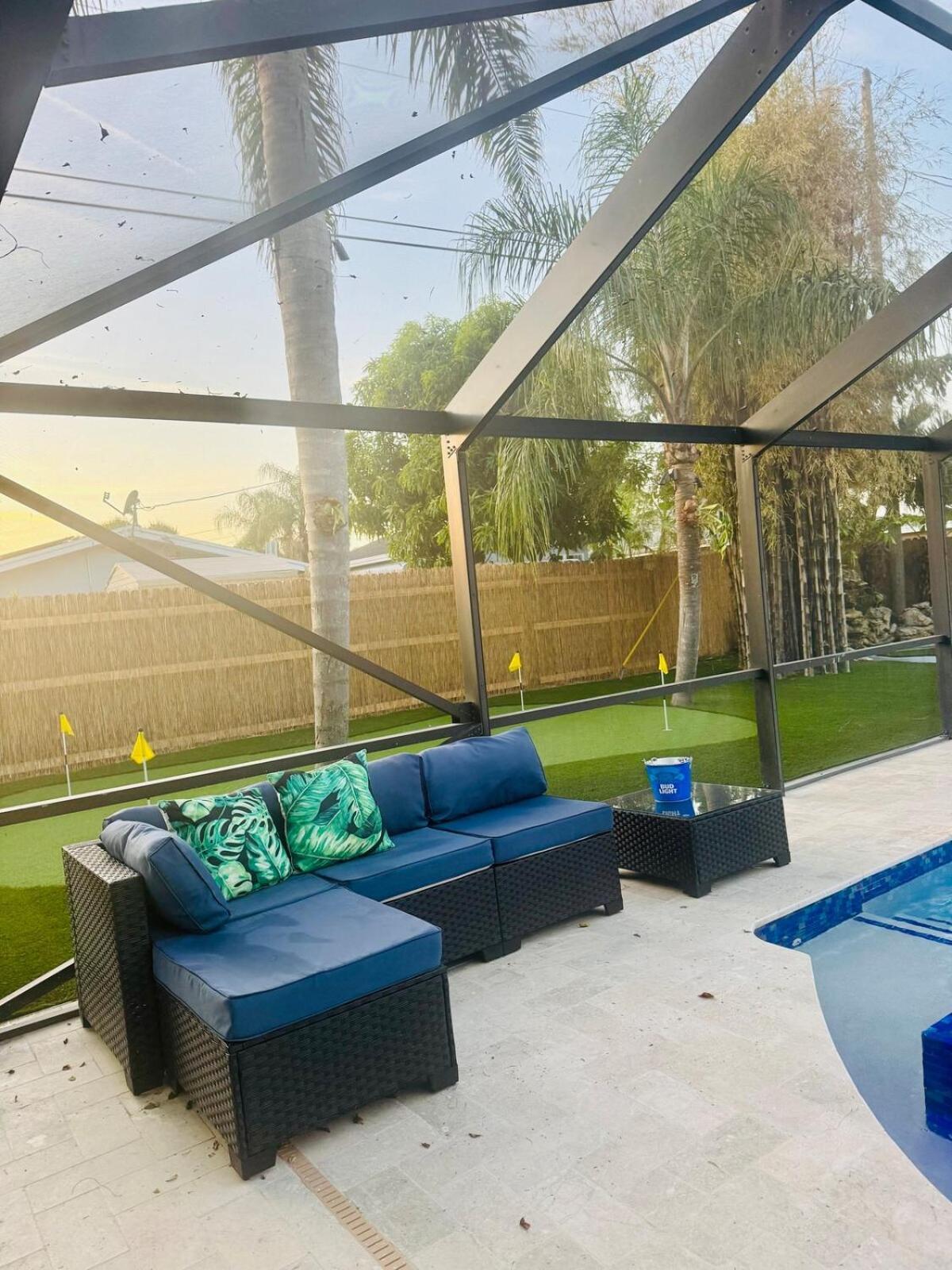 Tropical Luxury Paradise - Fully Renovated In Wpb