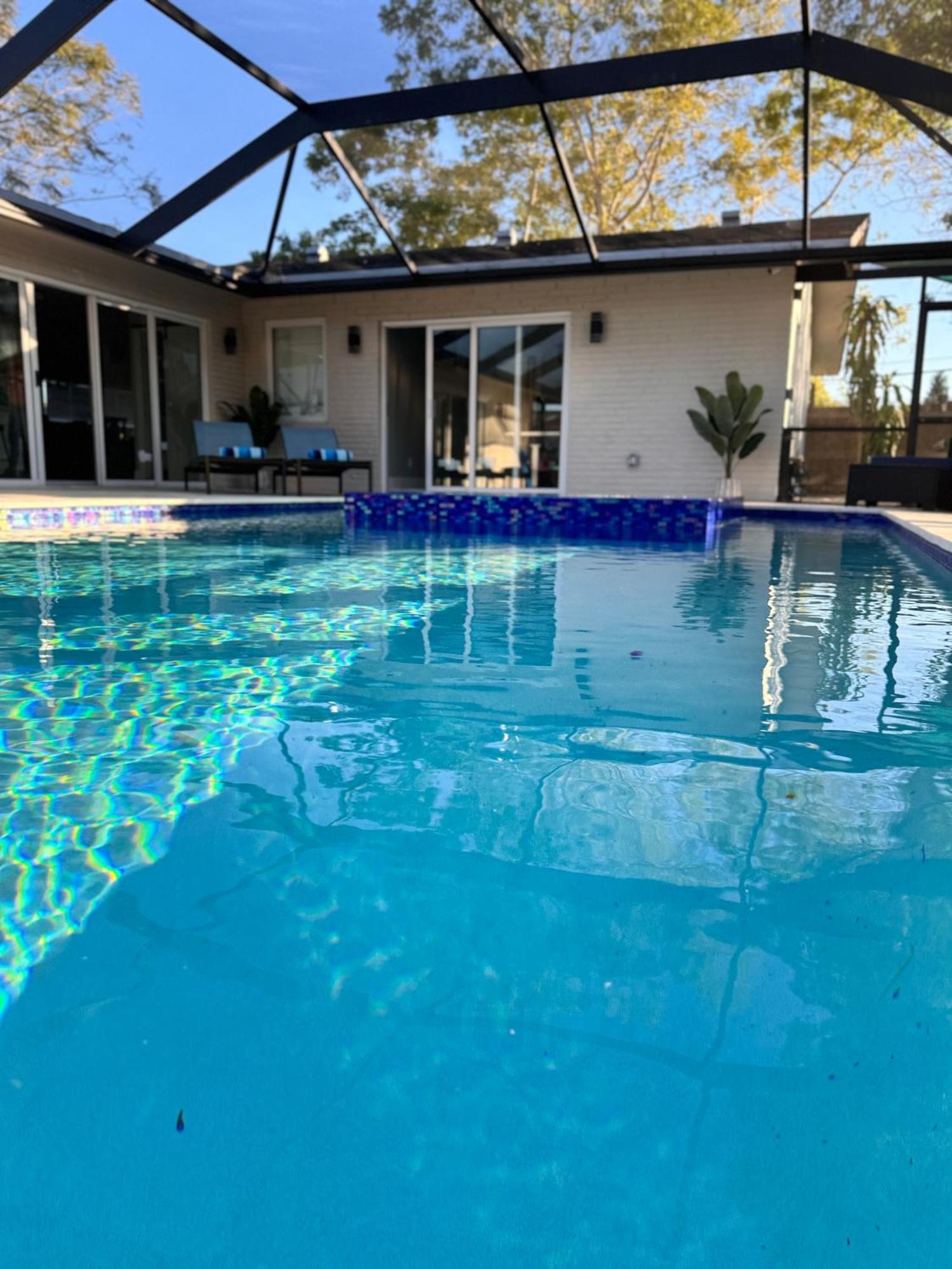 Tropical Luxury Paradise - Fully Renovated In Wpb Villa *